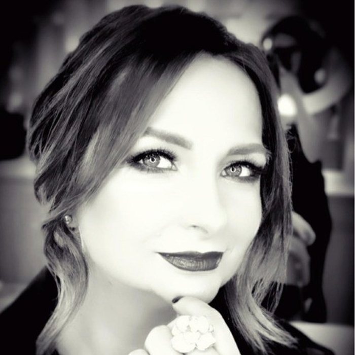 Teodora Natalia Arhip-Ivan — marketing, communication and EU-funded project promotion expert